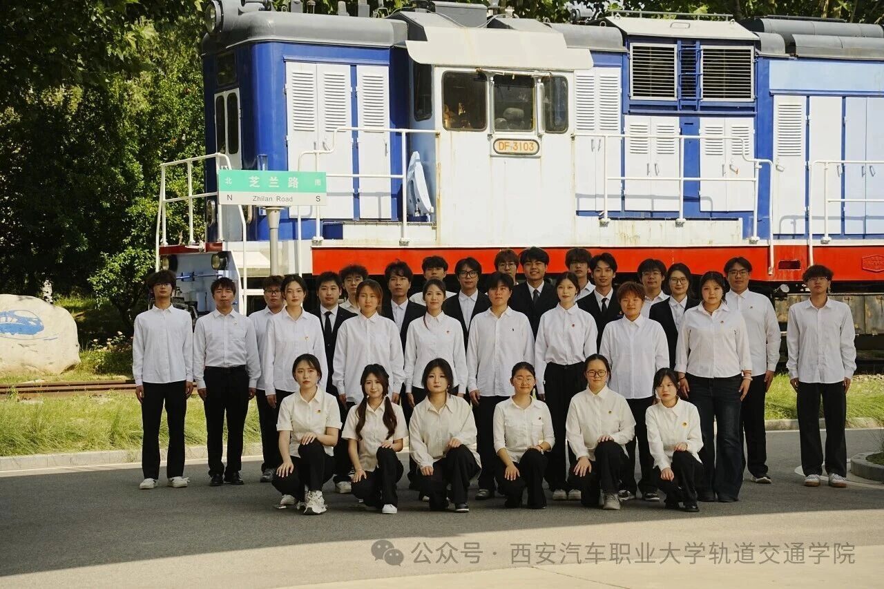 3B013